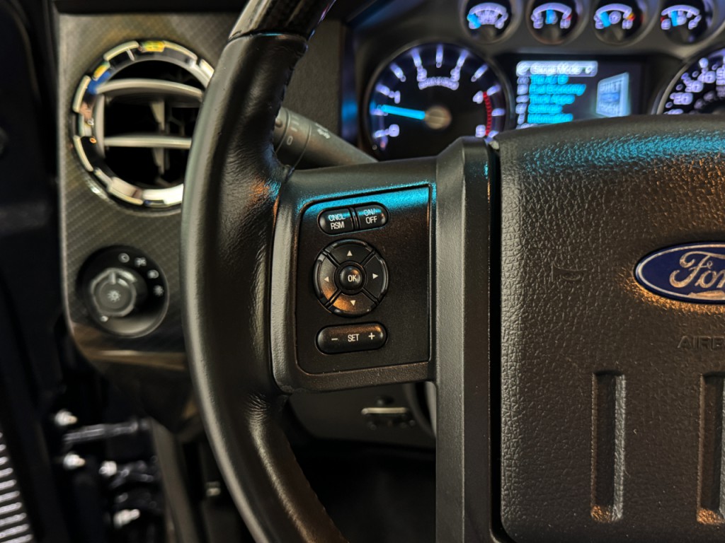 2015 Ford F-250 Image 20