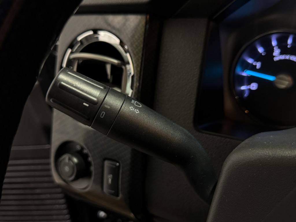 2015 Ford F-250 Image 22