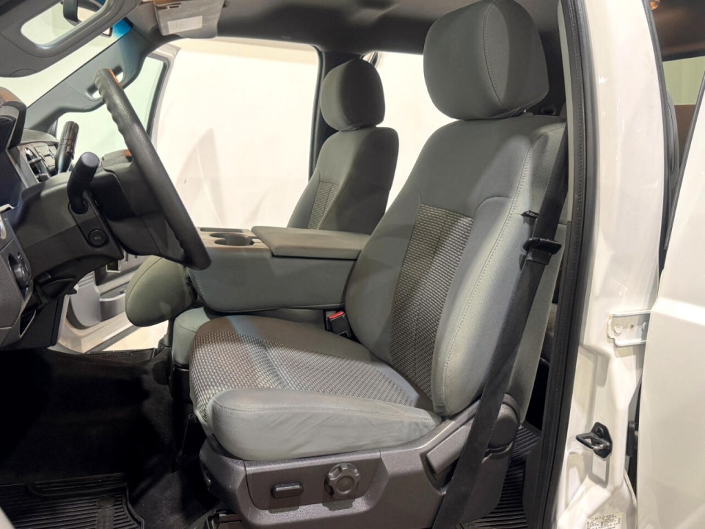 2012 Ford F-250 Image 11