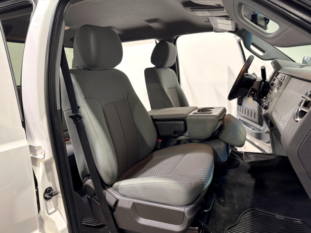2012 Ford F-250 Image 12