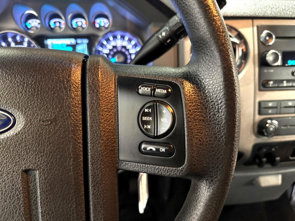 2012 Ford F-250 Image 20