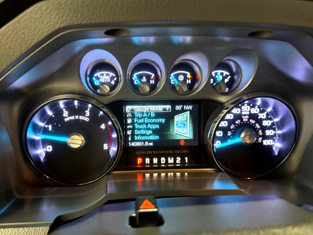 2012 Ford F-250 Image 29