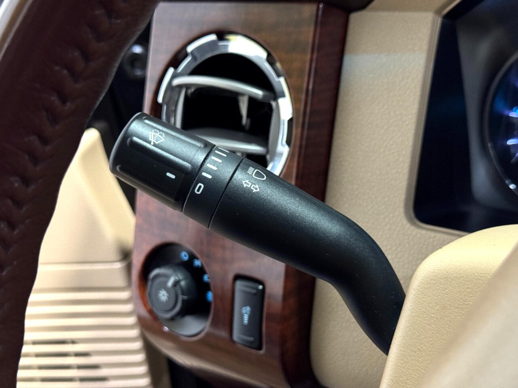 2013 Ford F-250 Image 21