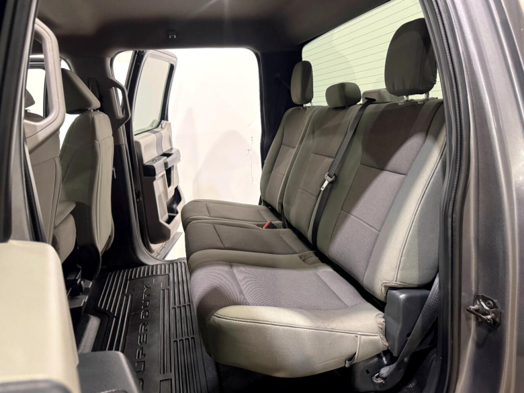 2022 Ford F-350 Image 17