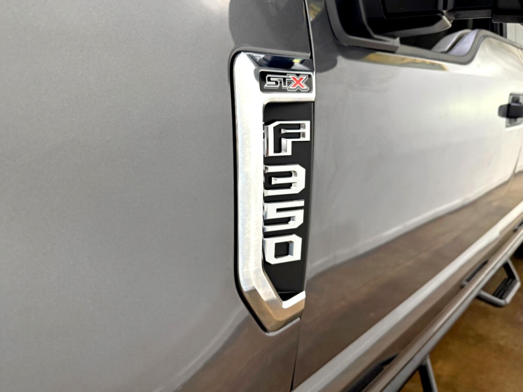 2022 Ford F-350 Image 39