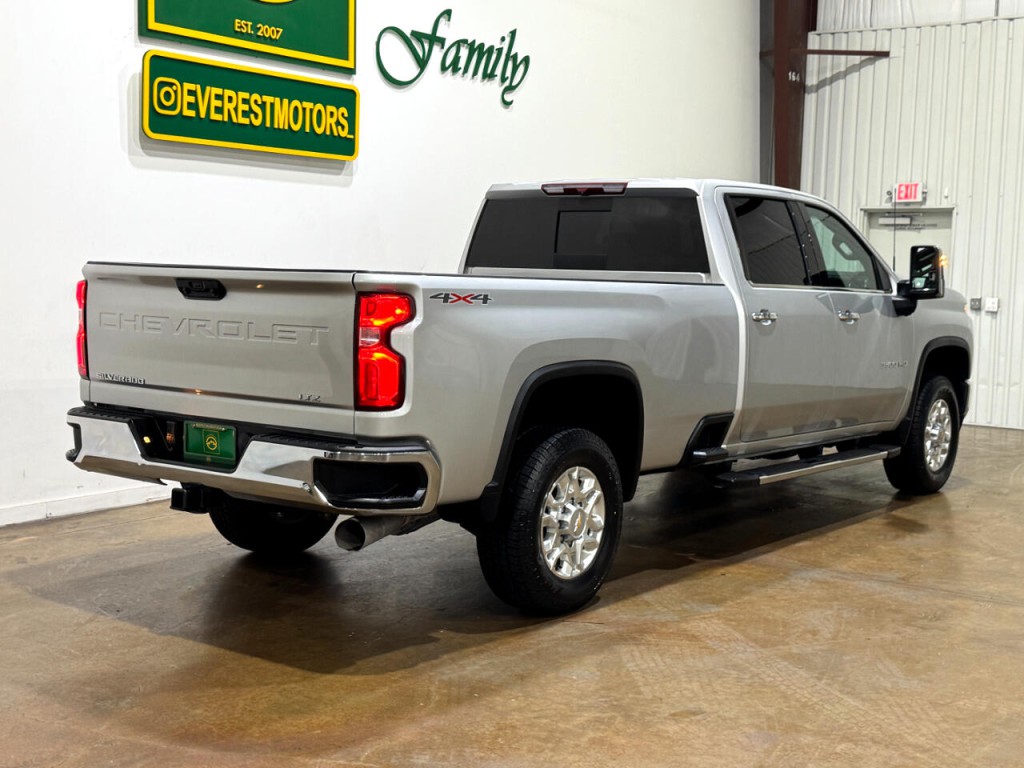 2023 Chevrolet Silverado 1500 Image 7