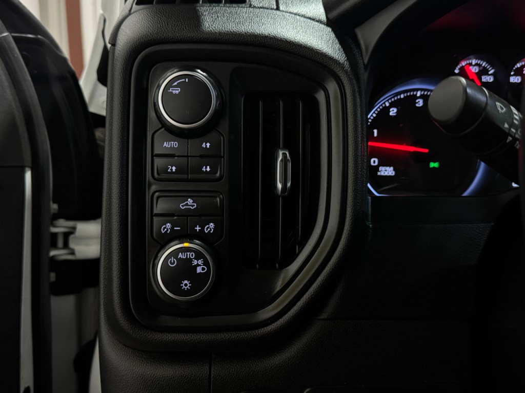 2021 Chevrolet Silverado 1500 Image 23