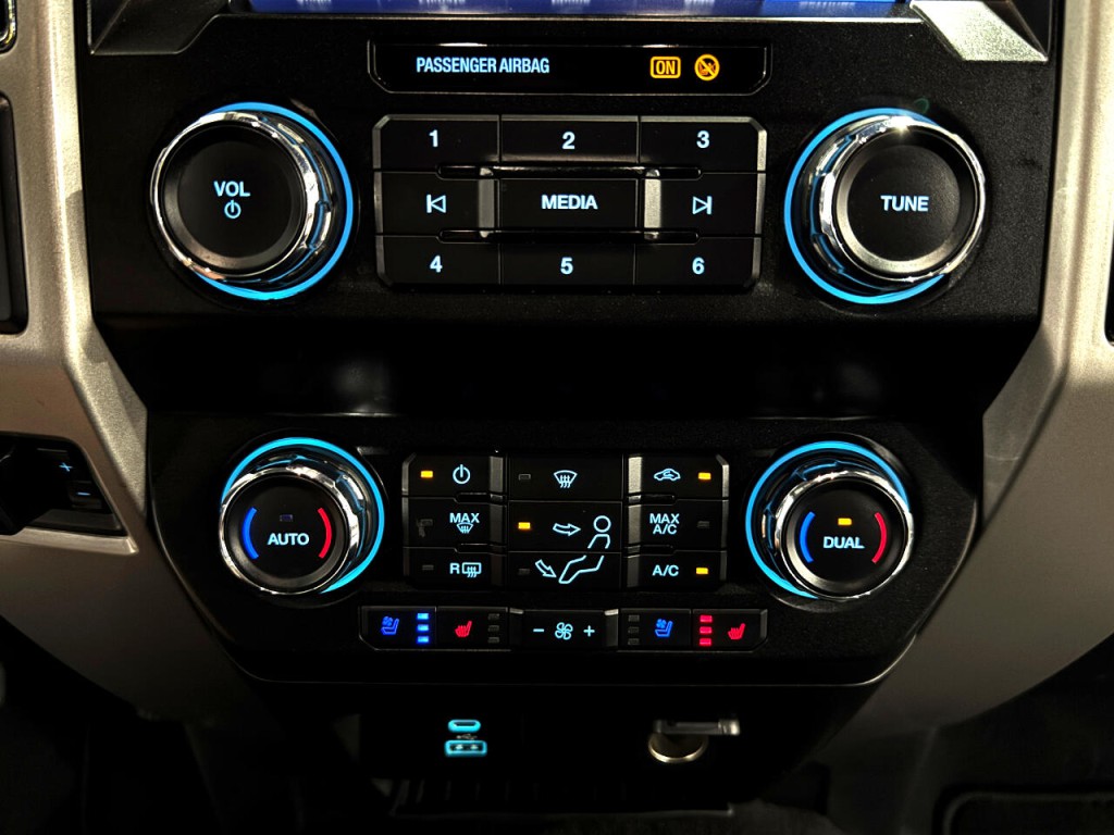 2021 Ford F-350 Image 32