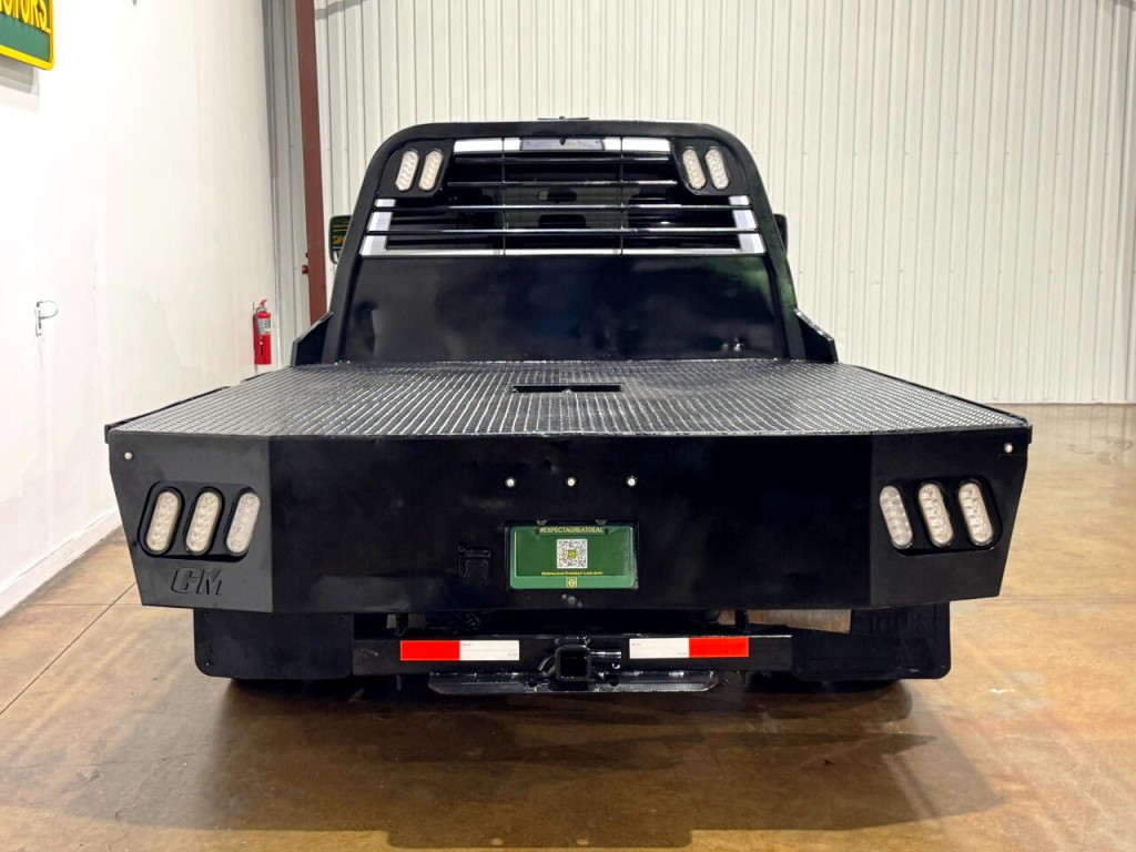2023 RAM 3500 Image 6