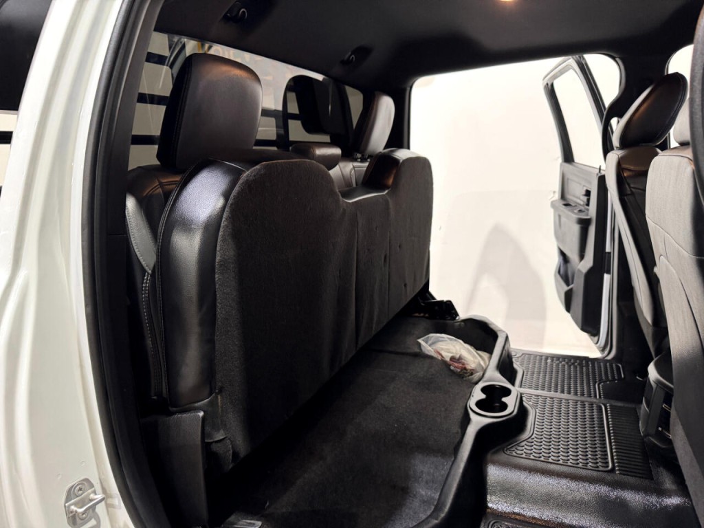 2023 RAM 3500 Image 14