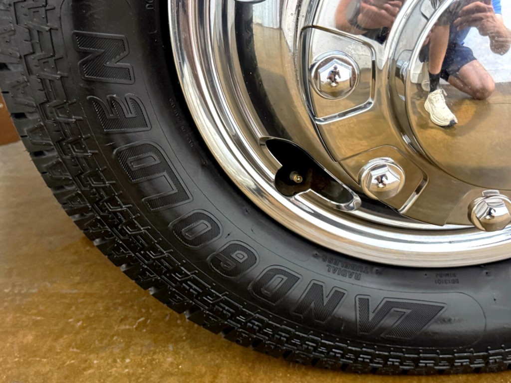 2023 RAM 3500 Image 46