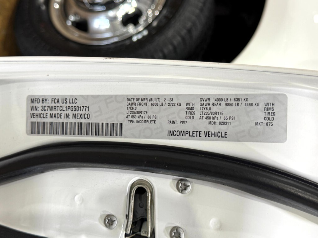 2023 RAM 3500 Image 50