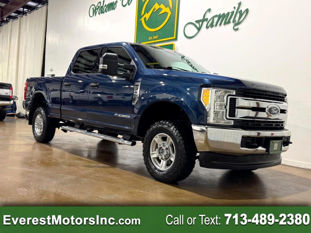 2017 Ford F-250 Image 1