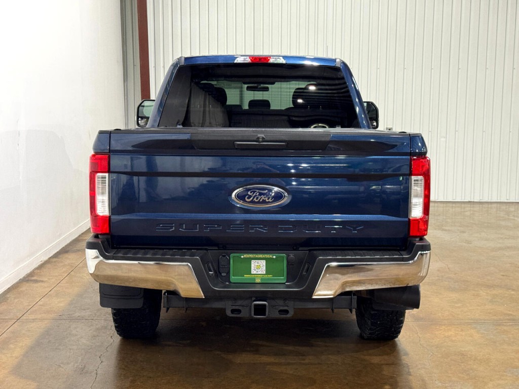 2017 Ford F-250 Image 6