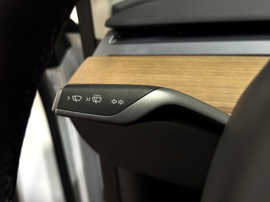 2022 Tesla Model Y Image 21