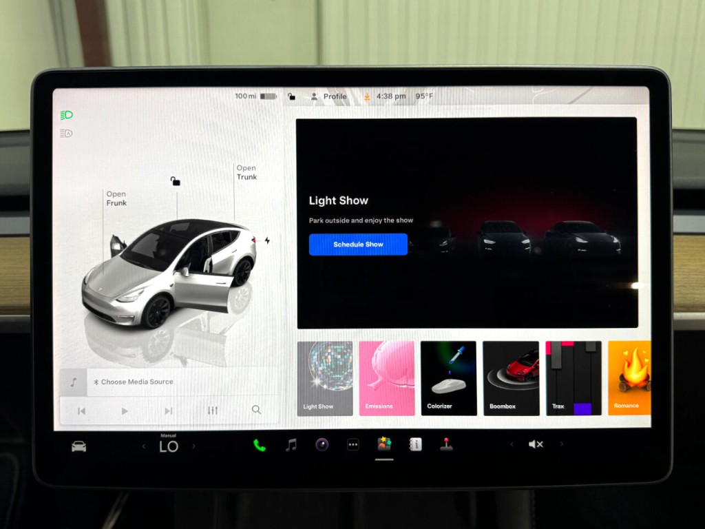 2022 Tesla Model Y Image 33
