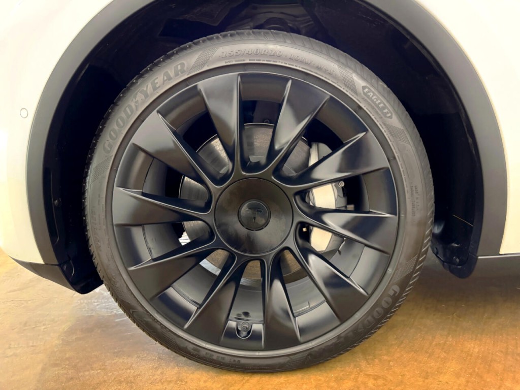 2022 Tesla Model Y Image 48