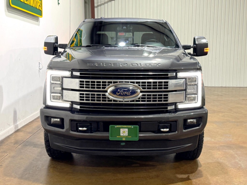 2018 Ford F-250 Image 2