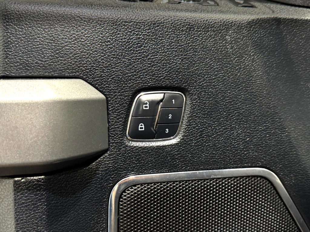 2018 Ford F-250 Image 32