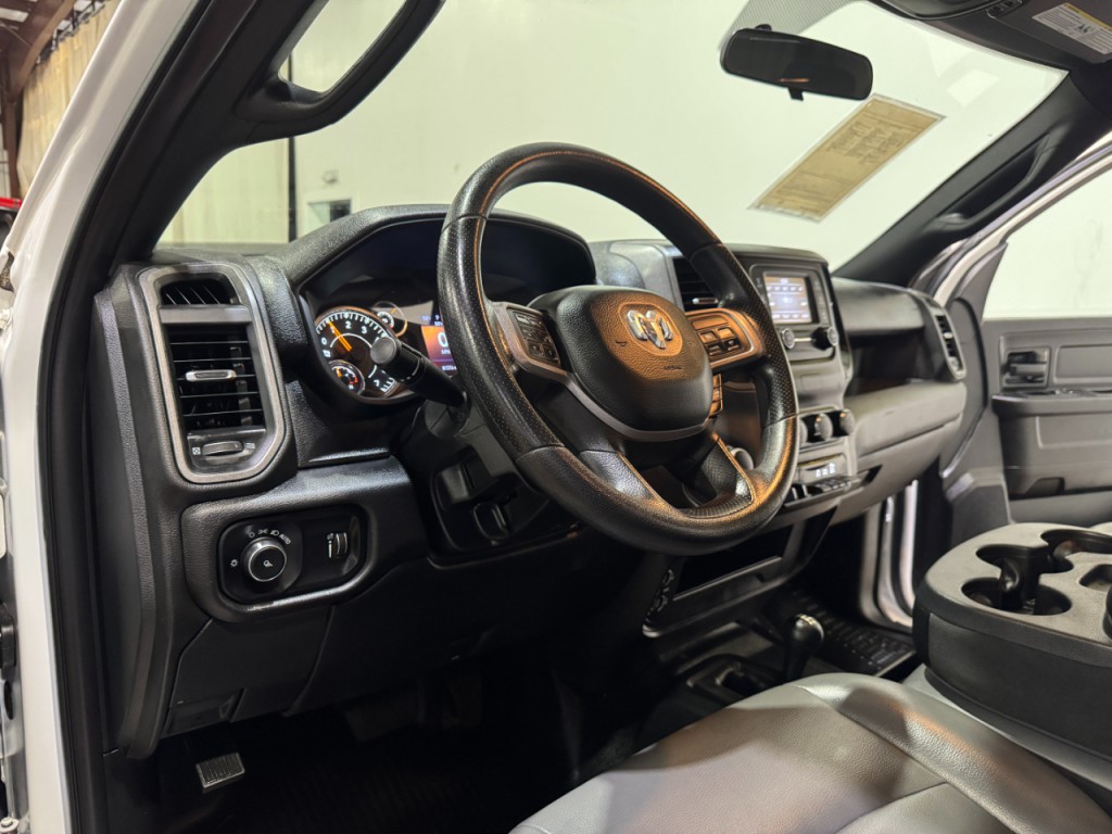 2022 RAM 2500 Image 9