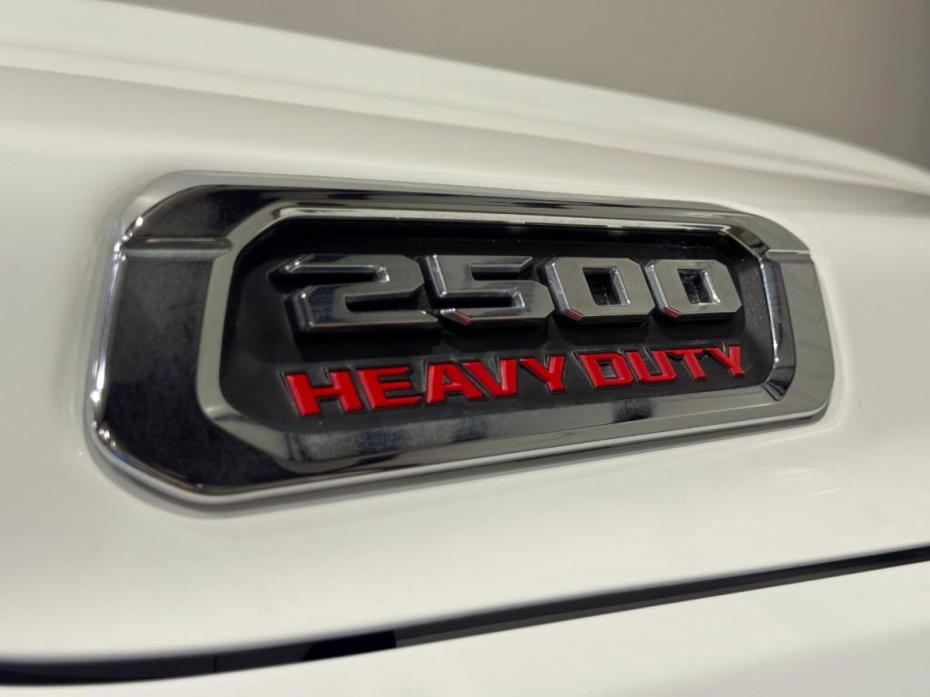 2022 RAM 2500 Image 40