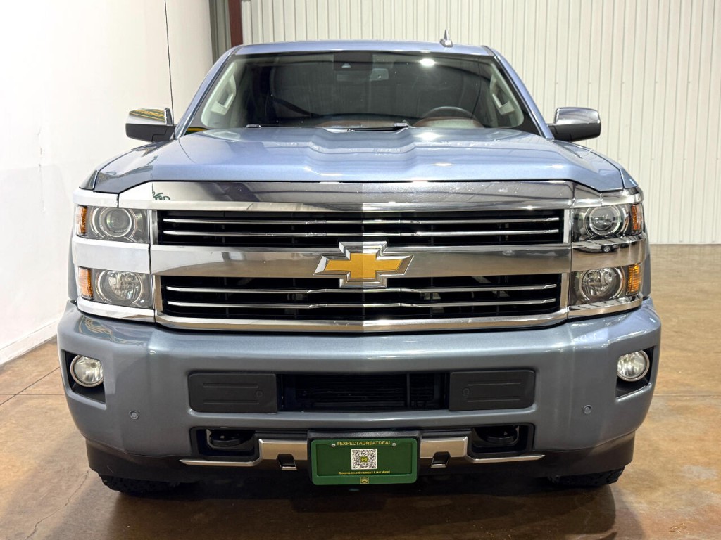 2016 Chevrolet Silverado 1500 Image 2