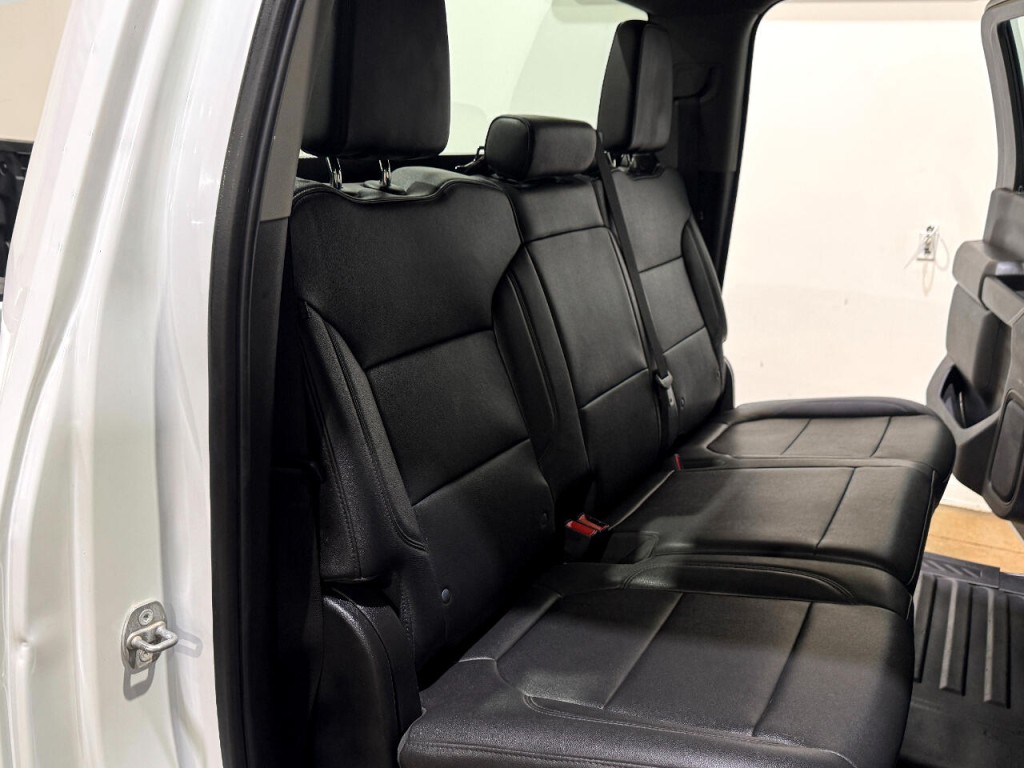 2023 GMC Sierra 2500 Image 12