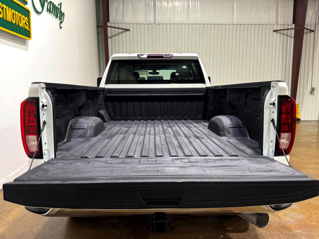 2023 GMC Sierra 2500 Image 28