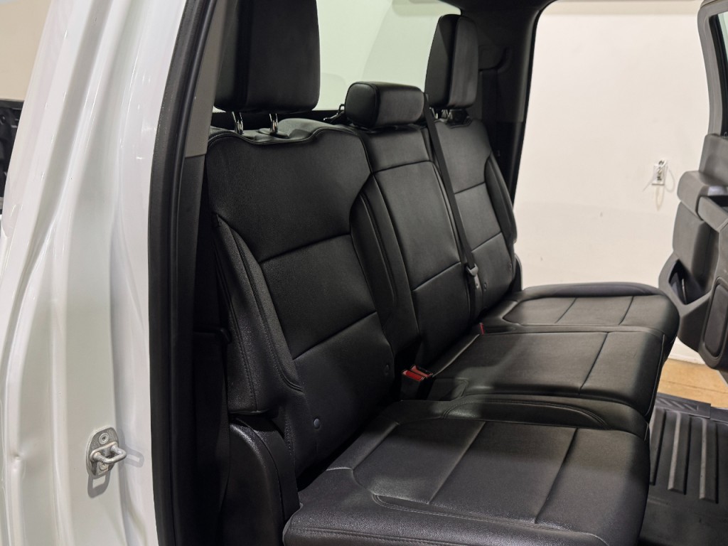 2023 GMC Sierra 2500 Image 13
