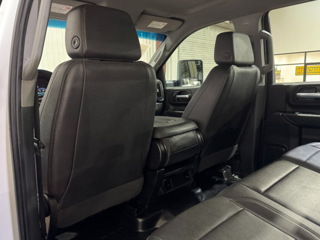 2023 GMC Sierra 2500 Image 14