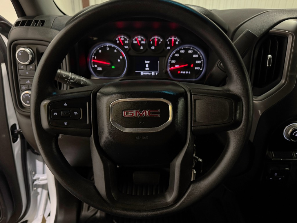 2023 GMC Sierra 2500 Image 18