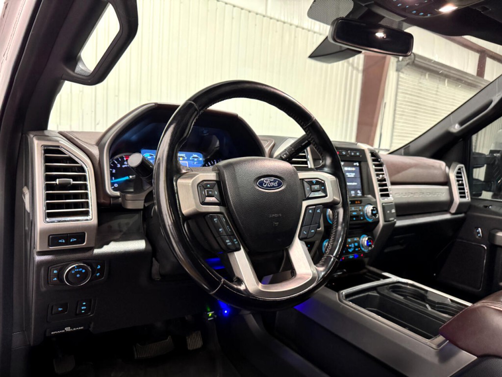 2017 Ford F-250 Image 3