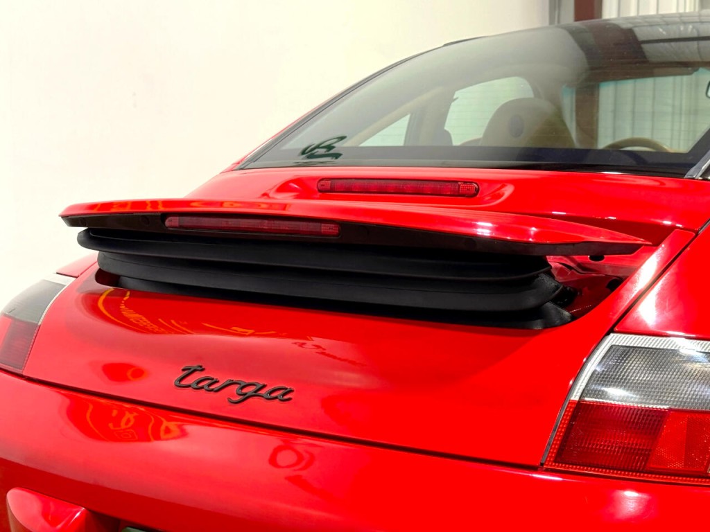 2003 Porsche 911 Carrera Image 43