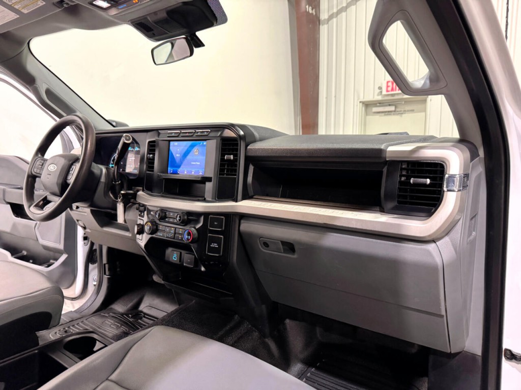 2023 Ford F-250 Image 10
