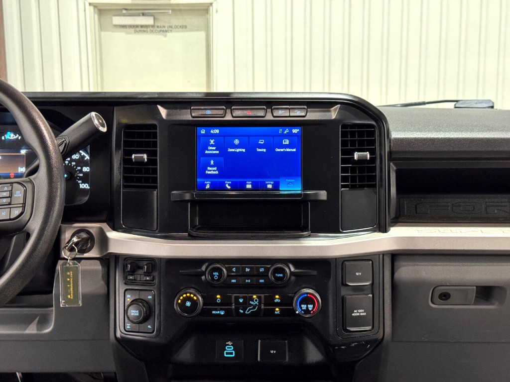 2023 Ford F-250 Image 20