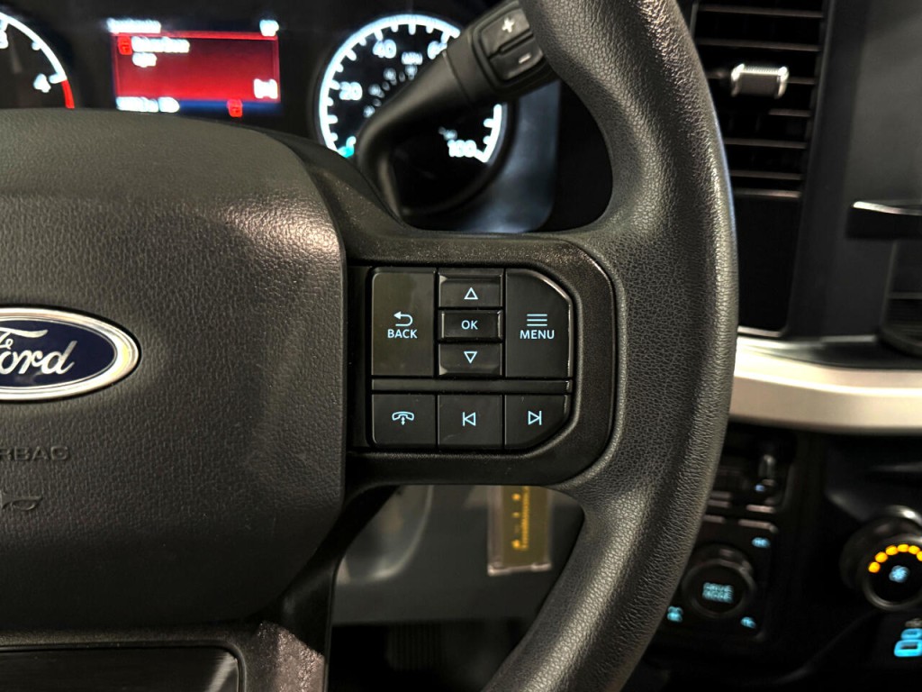 2023 Ford F-250 Image 22
