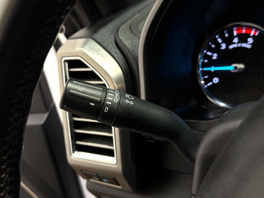 2018 Ford F-350 Image 21