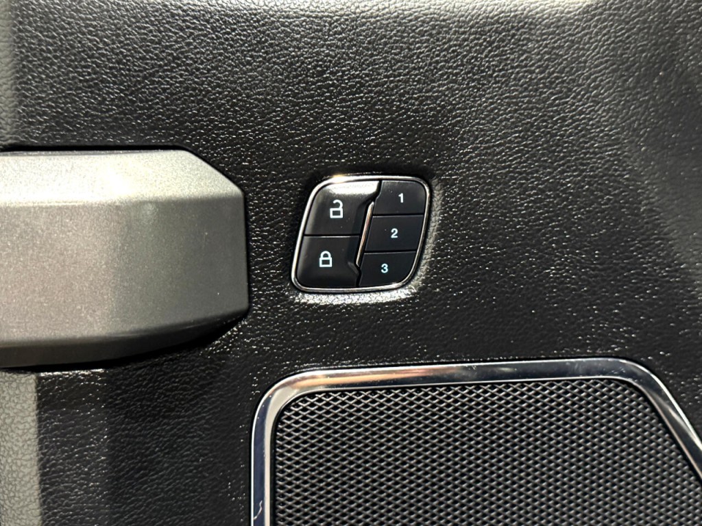 2018 Ford F-350 Image 32