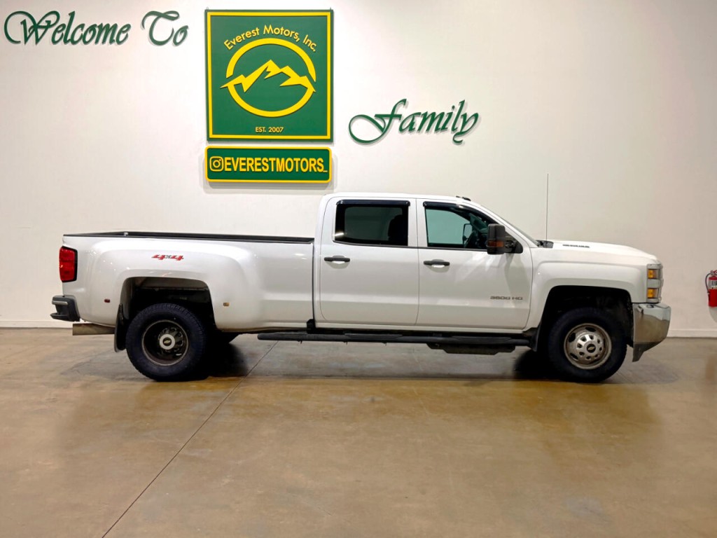 2019 Chevrolet Silverado 1500 Image 2