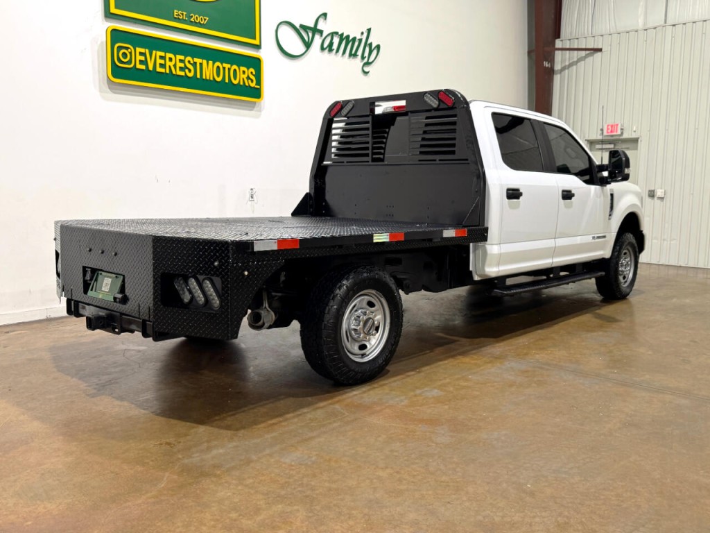 2022 Ford F-250 Image 8