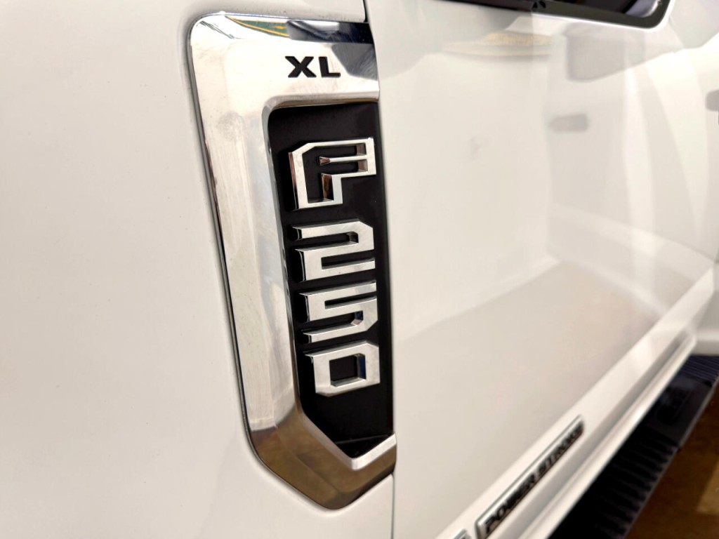 2022 Ford F-250 Image 32