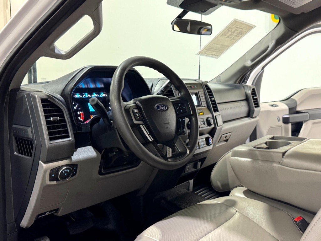 2021 Ford F-250 Image 9