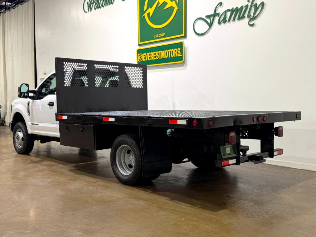2022 Ford F-350 Image 5