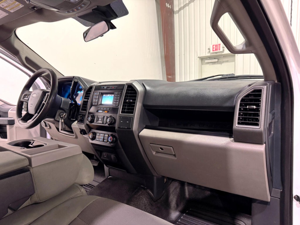 2022 Ford F-350 Image 10