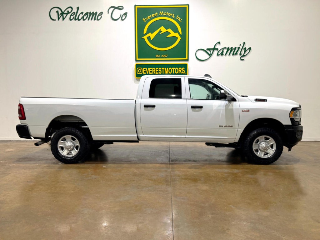 2022 RAM 2500 Image 2
