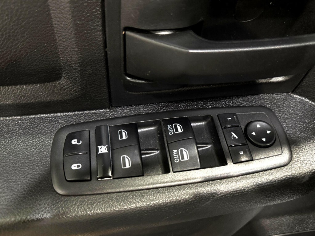 2022 RAM 2500 Image 25