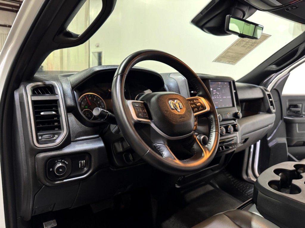 2022 RAM 2500 Image 9