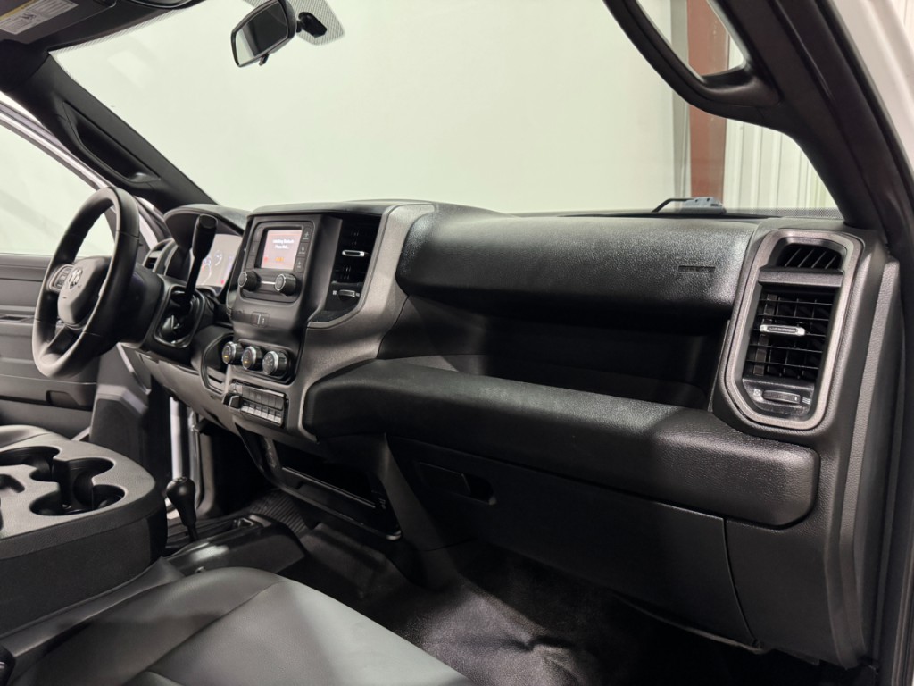 2022 RAM 3500 Image 11
