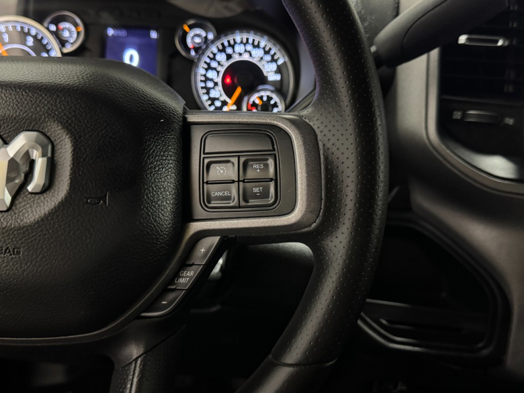 2022 RAM 3500 Image 22