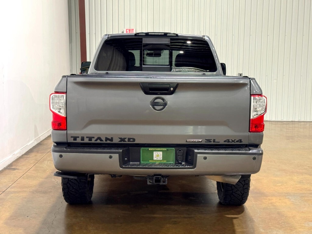 2019 Nissan Titan Image 6
